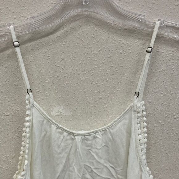 Eyeshadow Elegant White Eyelet Trimmed embroidered boho Top #34 - Picture 6 of 8